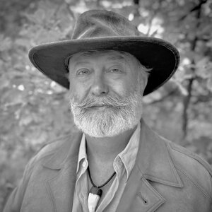 Fernando López-Mirones